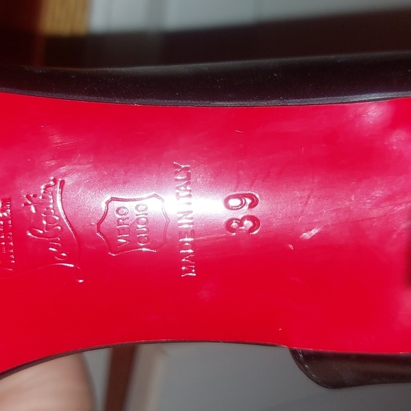 black heels - Picture 5 of 6